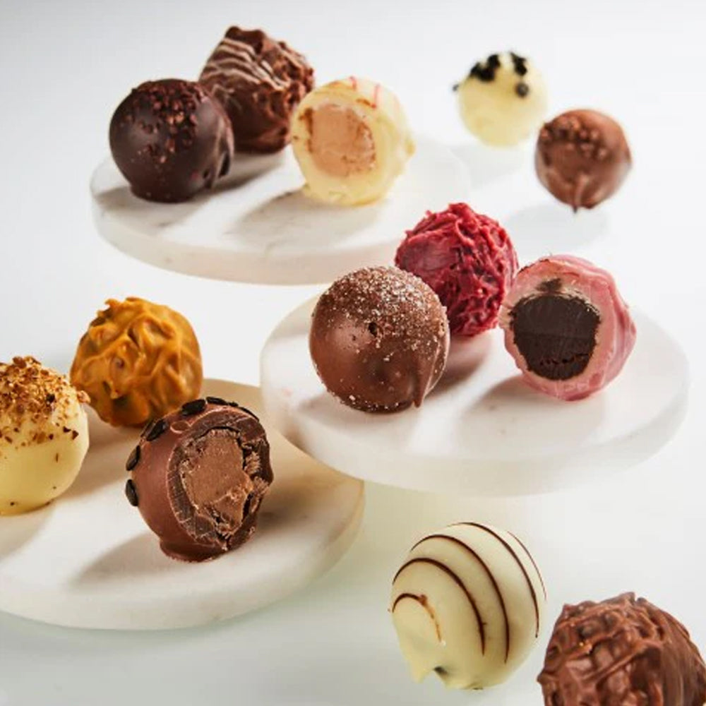 Pralibel Finest Belgian Assorted Chocolates Gift Bag 440g – Turquoise