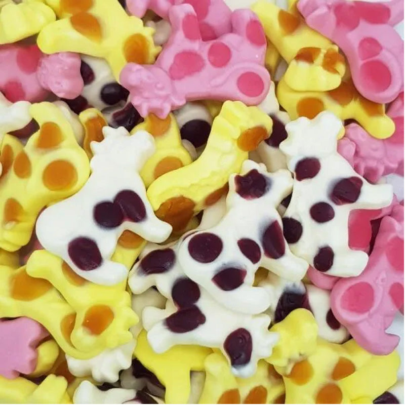 Trolli Milky Cow Gummy Sweets 1kg | Fruity Creamy Milkshake Flavour